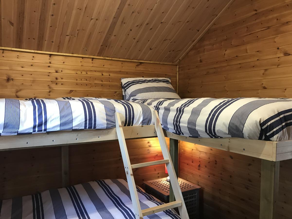 Bryn Dinas Camping Pods At The Foot Of Mt Snowdon Beddgelert Exterior foto
